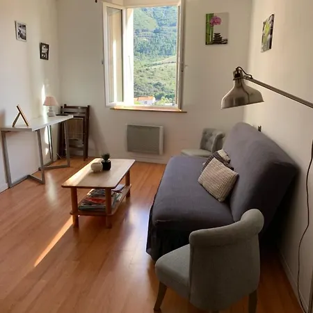 La Belle Vue Apartment *